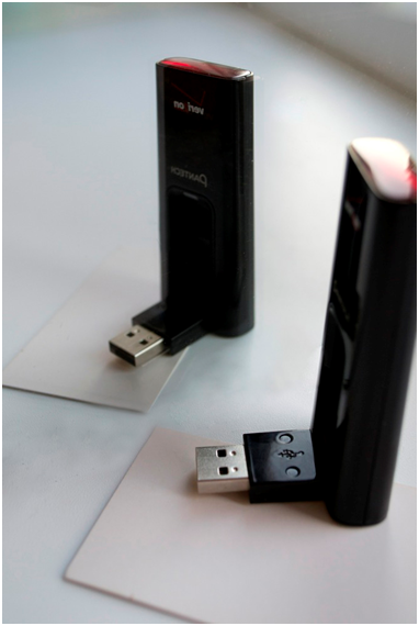 вид з боку pantech uml 295