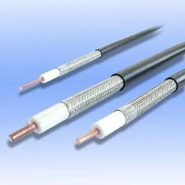 Коаксиальный антенный кабель RG-58 50 Ом Внутренний проводник:  19 x Ø 0,18
Изоляция: ПЭ (полиэтилен), Ø 2,95 
Внешний проводник: медная луженая оплетка
Внешняя оболочка: ПВХ (поливинилхлорид)
Минимальный радиус изгиба: ~ 25
Допустимая рабочая температура: от -35°C до +80°C
Содержание меди: 21 кг/км
Внешний Ø: ~ 4,95 мм
Вес: ~ 38 кг/км